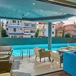 Отель Mediterranean