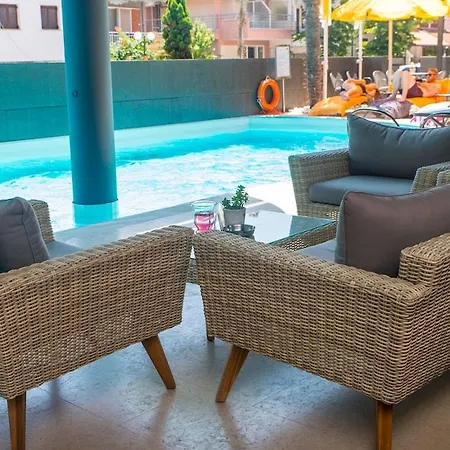 Mediterranean 酒店 Paralía