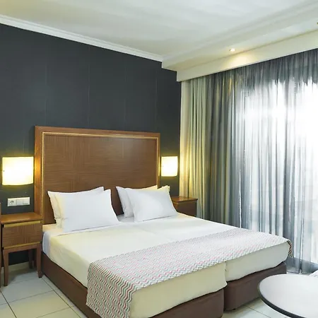 Mediterranean فندق Paralía