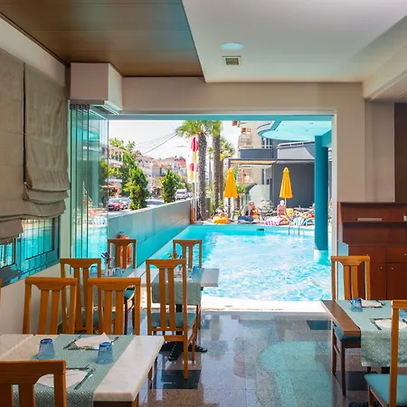 Mediterranean ホテル 4*