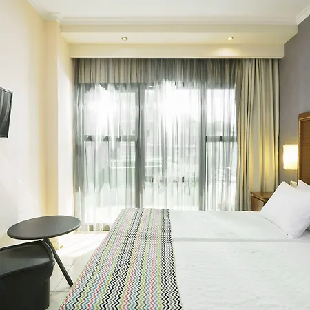 ホテル Mediterranean Paralía