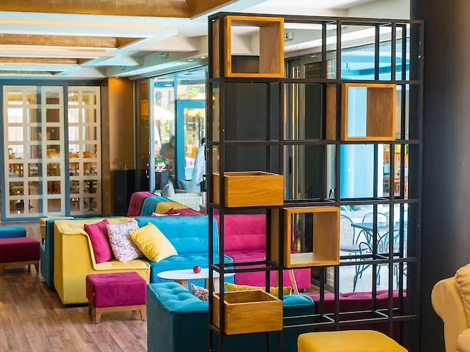 Mediterranean Szálloda