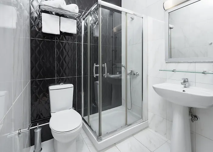 Mediterranean Szálloda Paralía